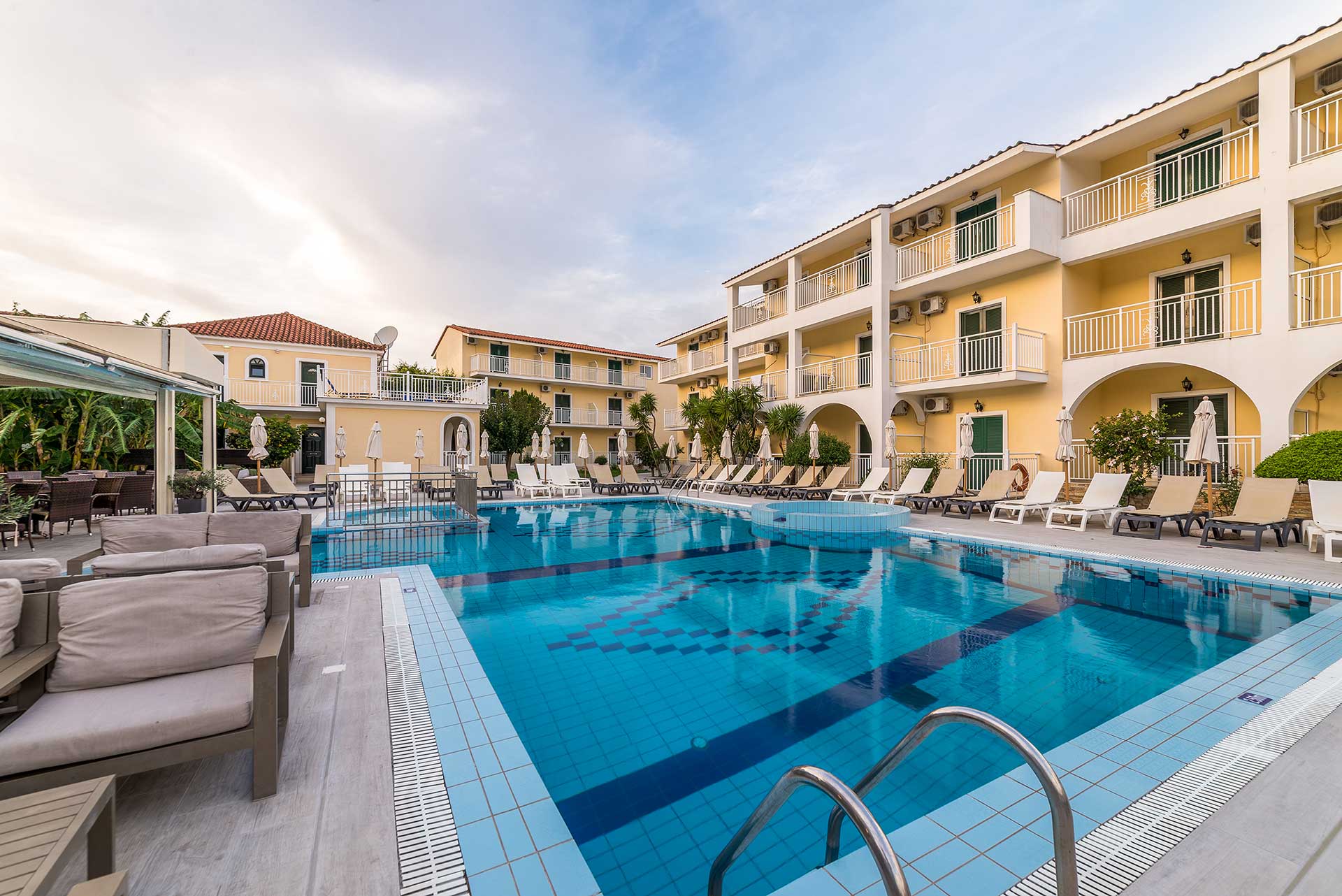 Dannys Hotel Cover Image